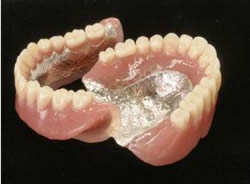 金属床(コバルト)